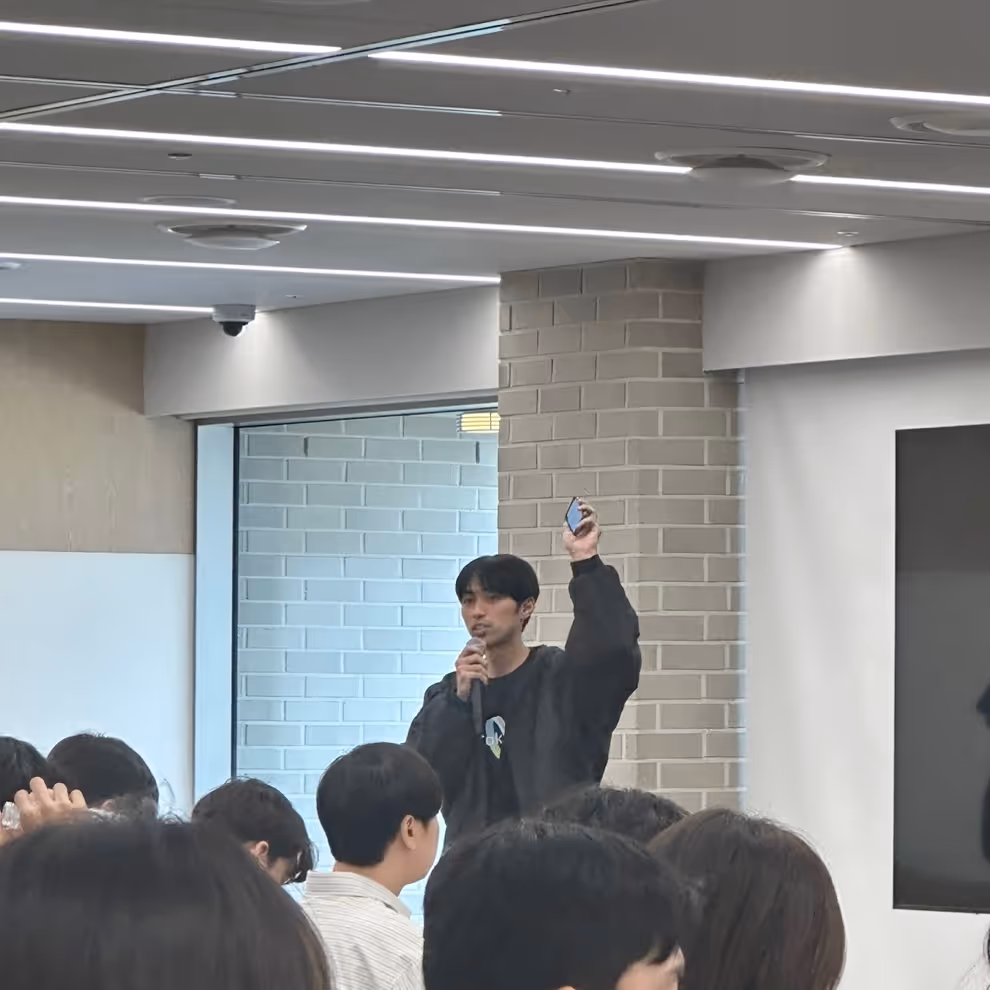 질문 있으신분 손을.. 들어 주세요..!